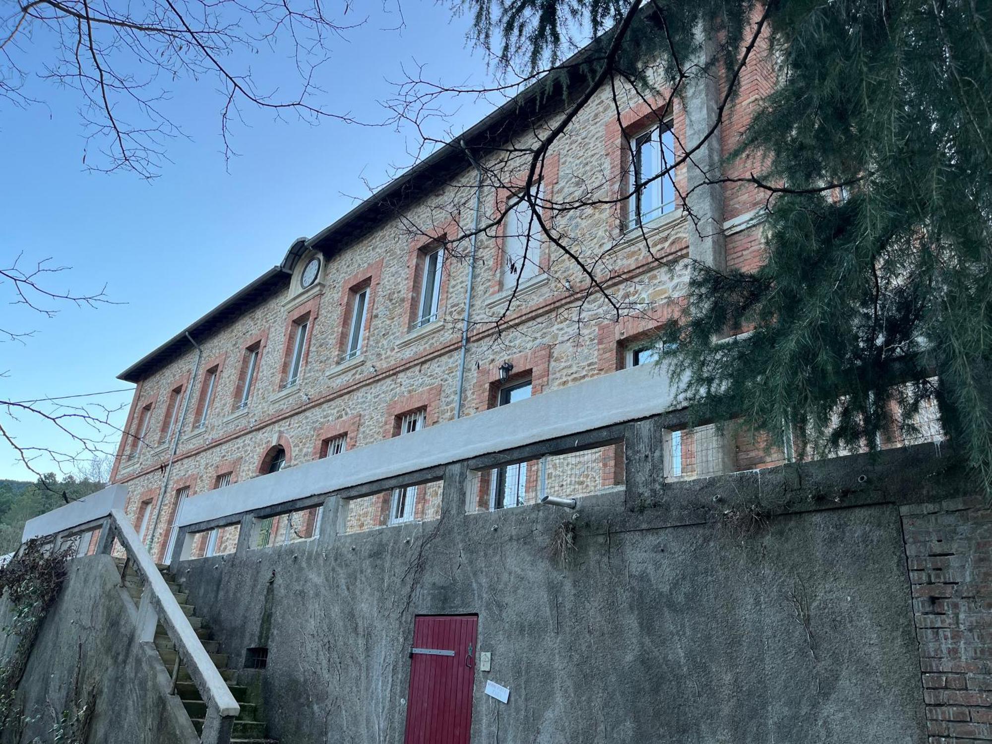 Chateau Lou Cante Perdrix Guest house