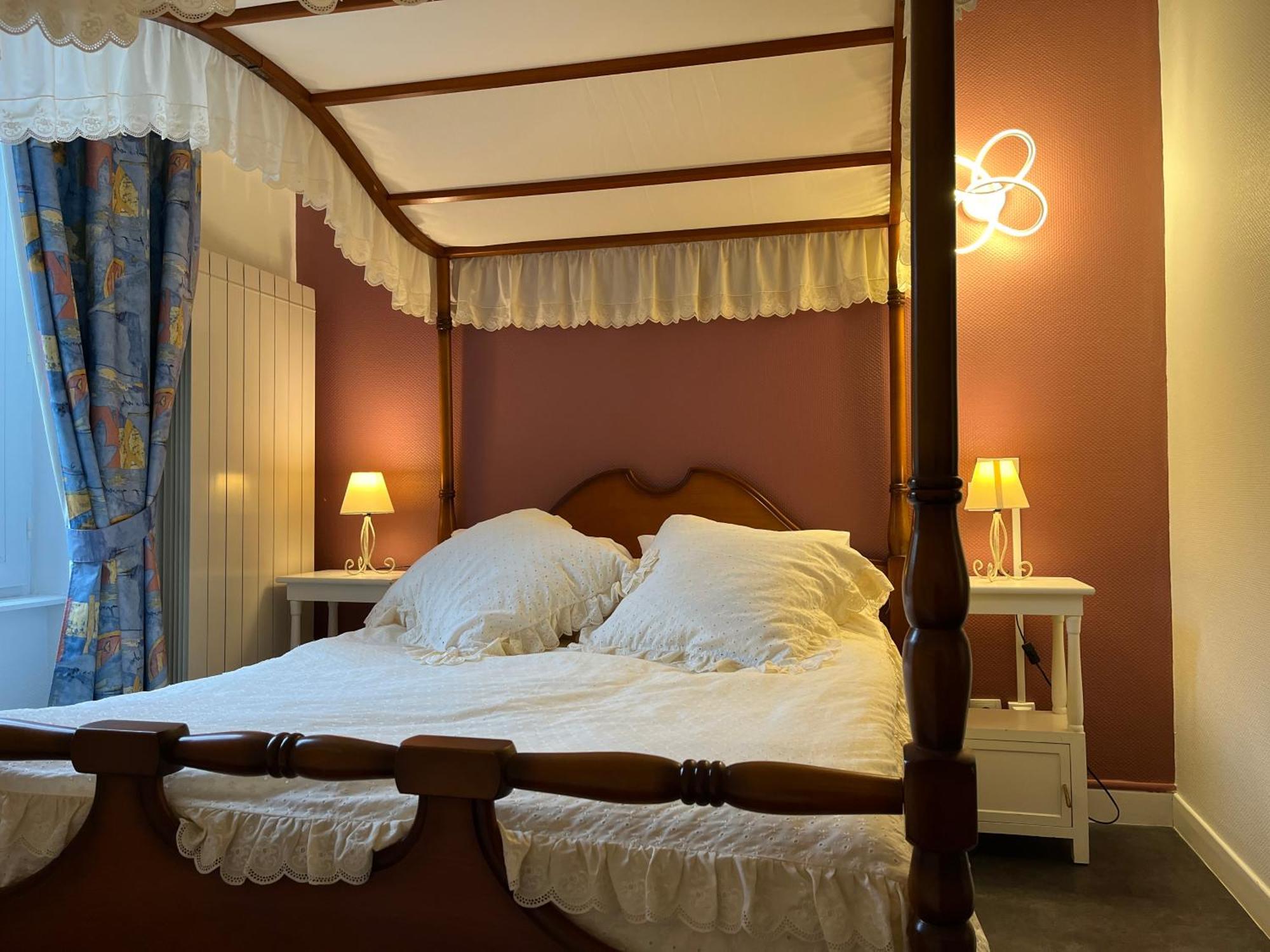Chateau Lou Cante Perdrix