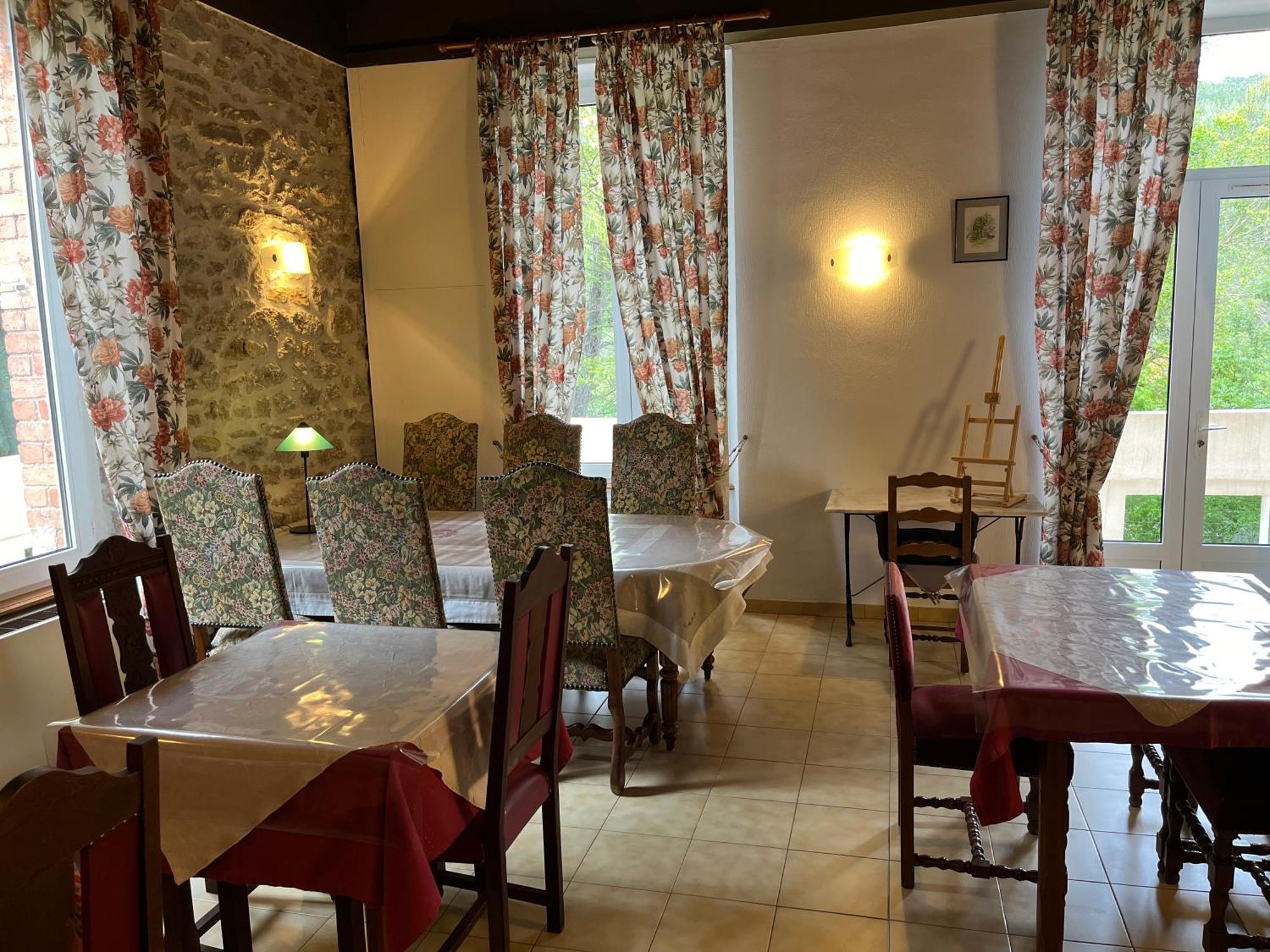 Chateau Lou Cante Perdrix