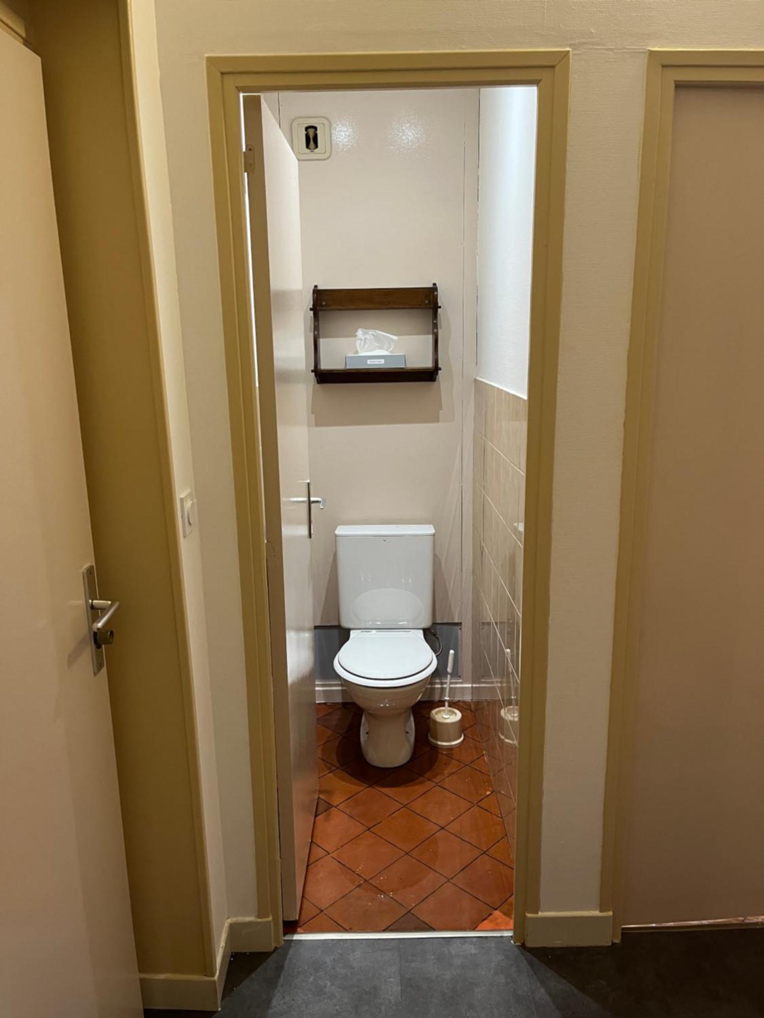 Chateau Lou Cante Perdrix Guest house La Vernarede