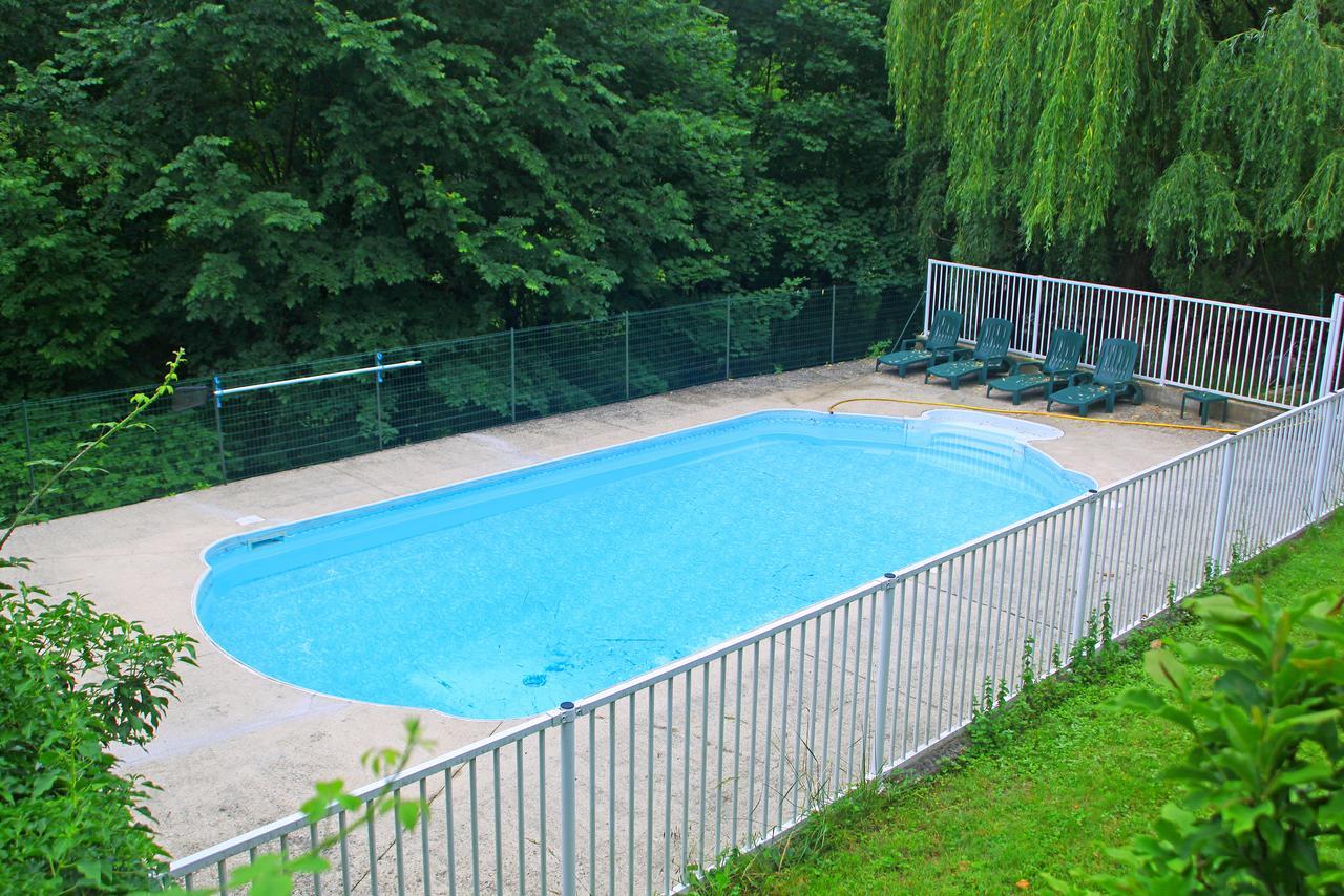 Guest house Chateau Lou Cante Perdrix La Vernarede